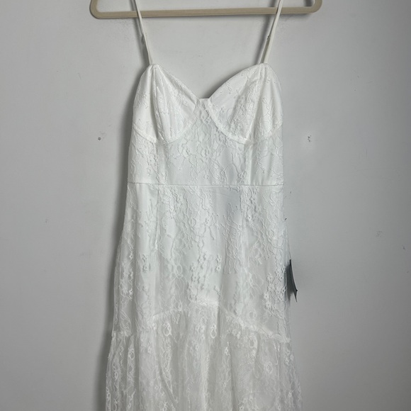 NEW Lulus Elaborate Love White Lace Bustier Tiered High-Low Maxi Dress Size XS - Picture 6 of 12